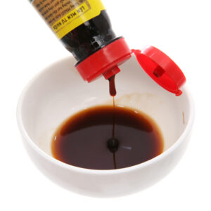 Nước tương đậu nành đậm đặc Maggi chai 300ml