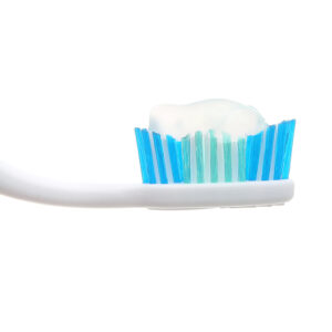 Kem đánh răng cho bé từ 3 - 5 tuổi Colgate hương dâu 80g