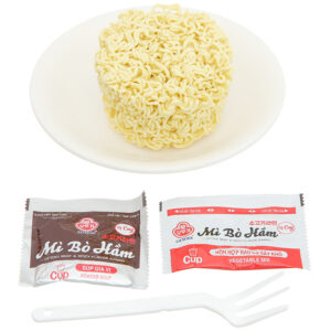 Mì bò hầm Ottogi vị cay ly 62g