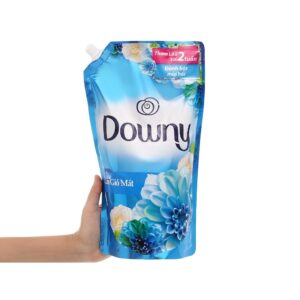 Túi Nước Xả Vải Downy Làn Gió Mát 2.3l