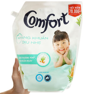 Nước xả vải em bé Comfort kháng khuẩn dịu nhẹ chiết xuất tràm trà thiên nhiên túi 2.8l